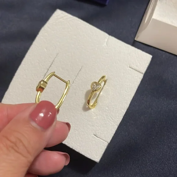 HRH COLLECTION HEART HOOP EARRINGS - Picture 2 of 2